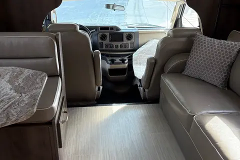 Family Fun Motorhome-Adventures Await! No experience needed
