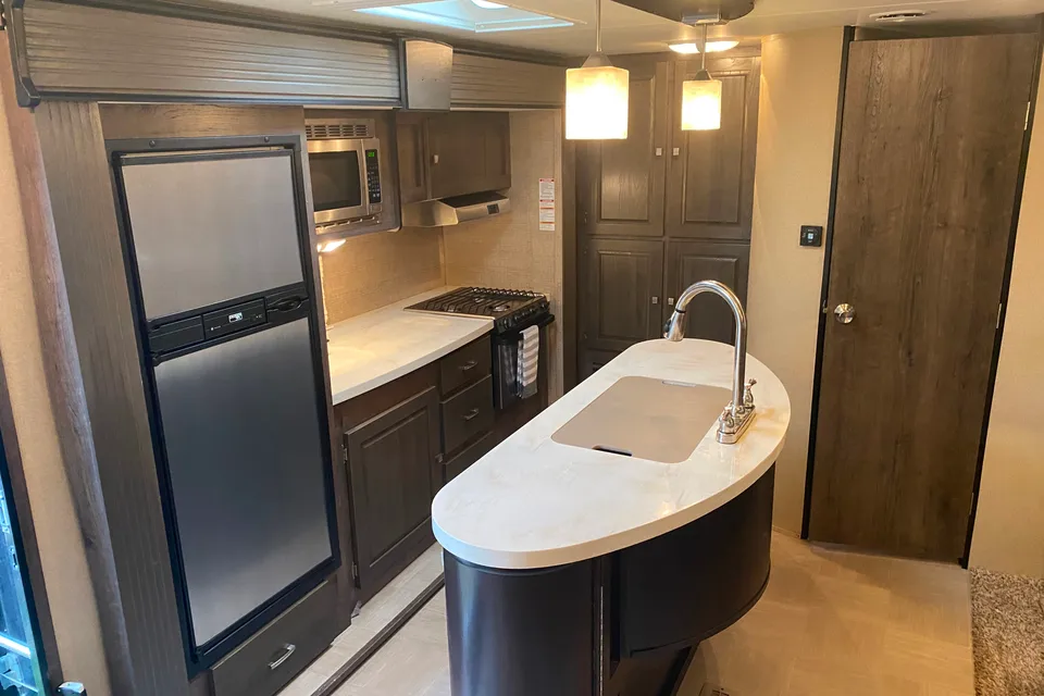 Kevin's Dutchmen 300bhsl Travel Trailer
