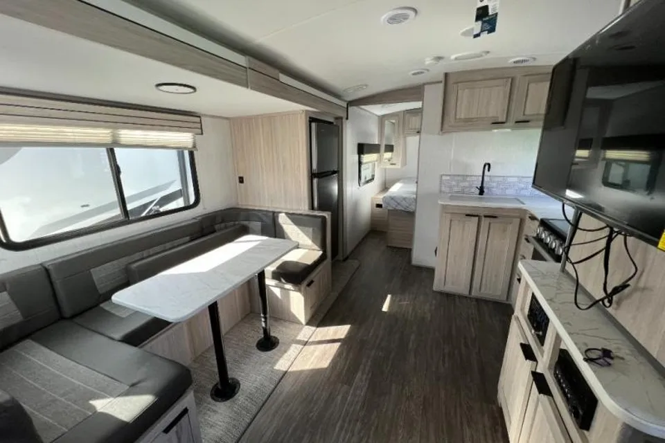 Shadow Cruiser | Driftwood Vacation