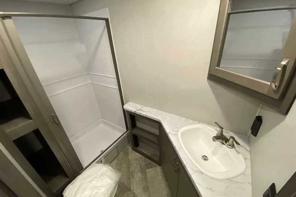 East to West 2800 KBH Travel Trailer