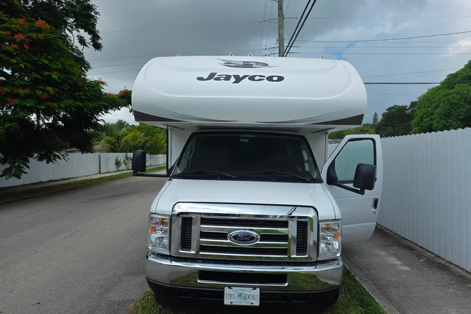 Tim's Jayco 26xd Class C Great for couples and Families