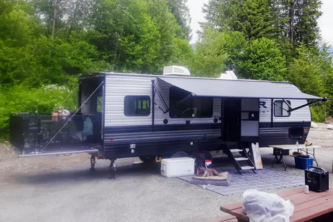 Mike's Forest River xlr micro boost  Toy Hauler