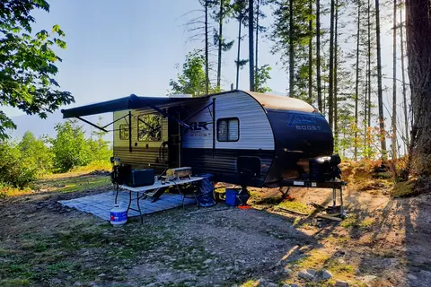Mike's Forest River xlr micro boost  Toy Hauler
