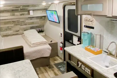 Let's Go Camping!!! 2022 Coleman Lantern 17B!