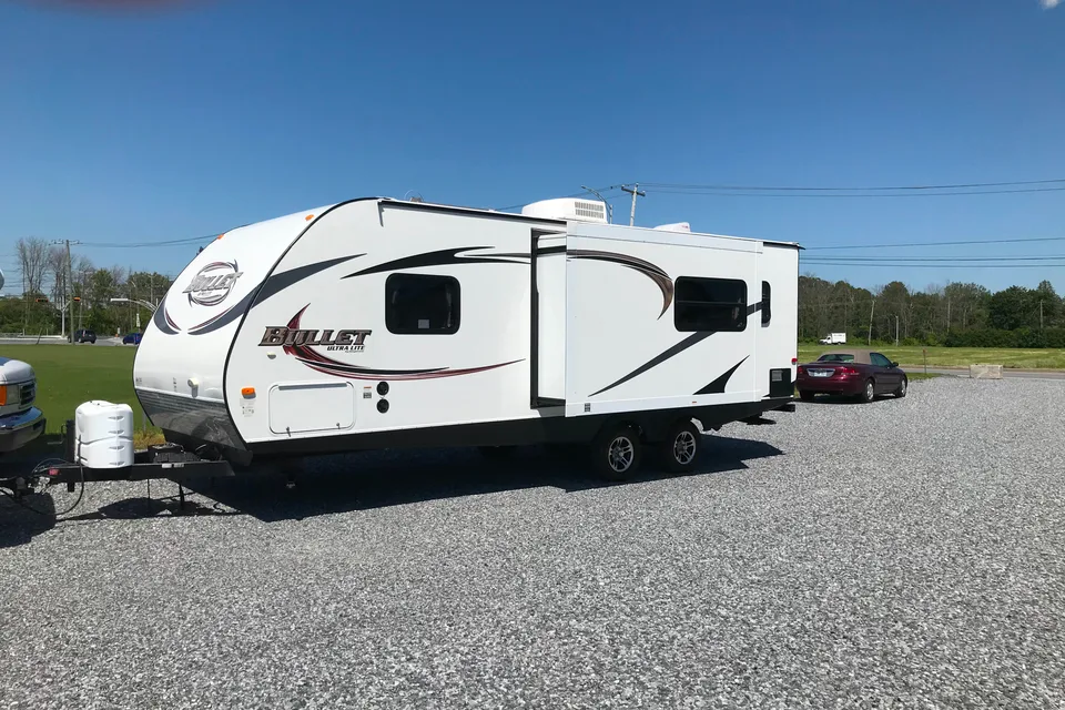 André Keystone Bullet Travel Trailer