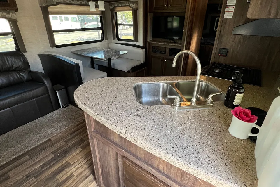 The Cozy Dozy Couples RV