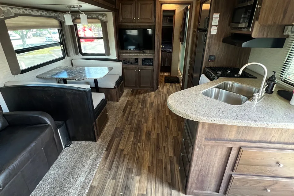 The Cozy Dozy Couples RV