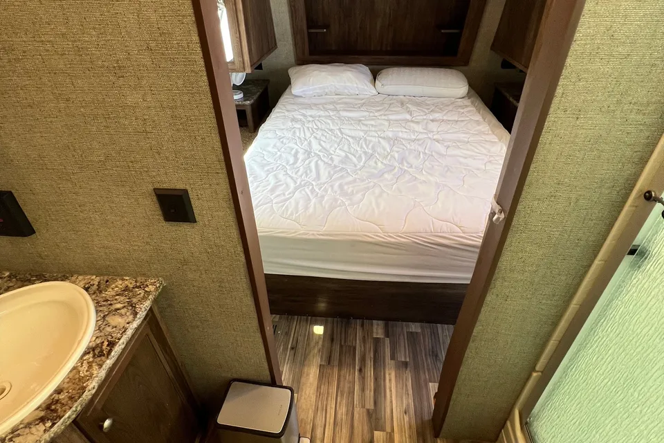 The Cozy Dozy Couples RV