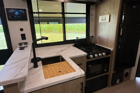 Fern Outdoor Rentals Forest River Campsite reserve 26cj Travel Trailer