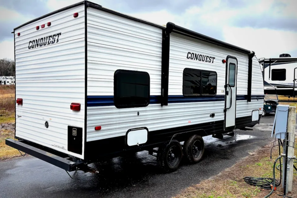 Cozy Florida Gulf Stream Travel Trailer