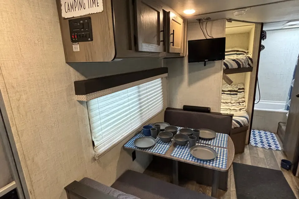Cozy Florida Bunkhouse