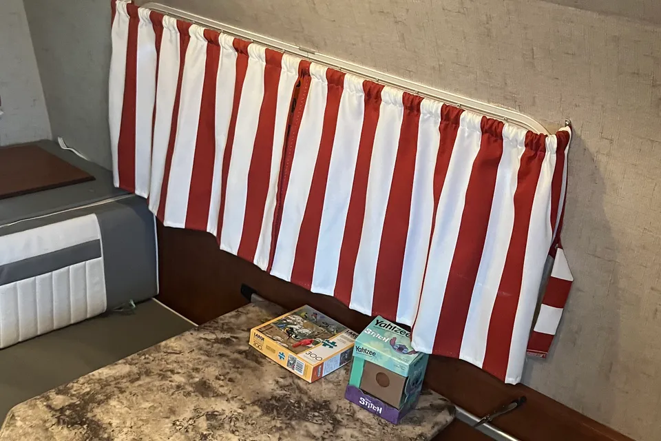Cracklin’ Rosie 17 foot Retro Travel Trailer