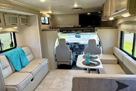 2023 Freelander 26DS | Yellowstone-Ready, Fully Stocked, Sleeps 6, SOLAR