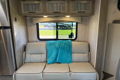 2023 Freelander 26DS | Yellowstone-Ready, Fully Stocked, Sleeps 6, SOLAR