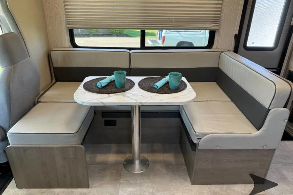 2023 Freelander 26DS | Yellowstone-Ready, Fully Stocked, Sleeps 6, SOLAR