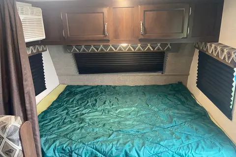 Gordon's Jayco SLX Travel Trailer