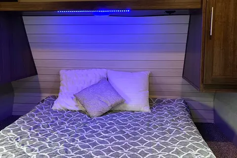 Crossroad Zinger 330bh  10personnes *Lits Superposés/bunk beds*  2 chambre fermé Marial RV