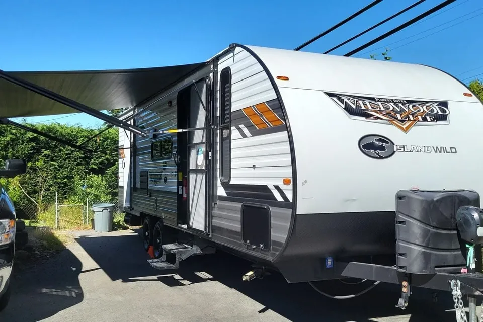 Shari's Forest River Wild wood, island lite Travel Trailer