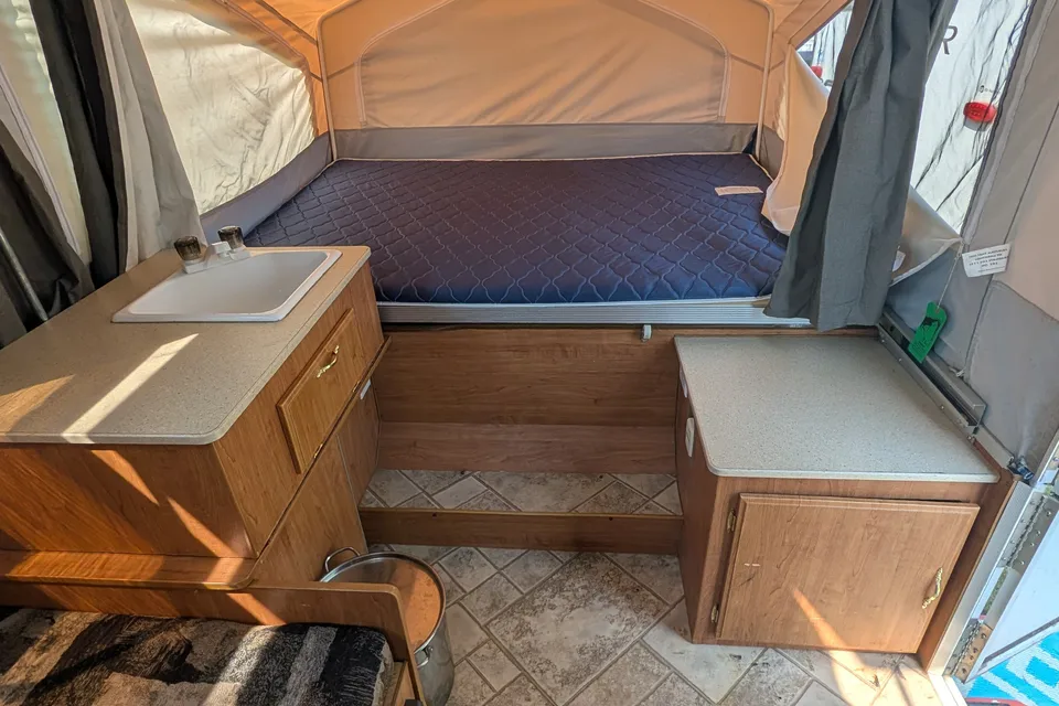 Flagstaff Pop up Tent Trailer