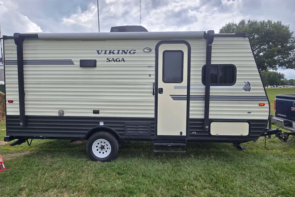 2019 Coachman Viking 17BH