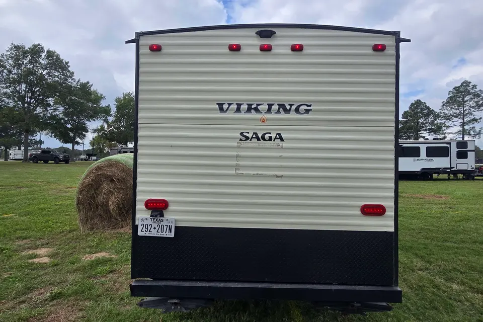 2019 Coachman Viking 17BH
