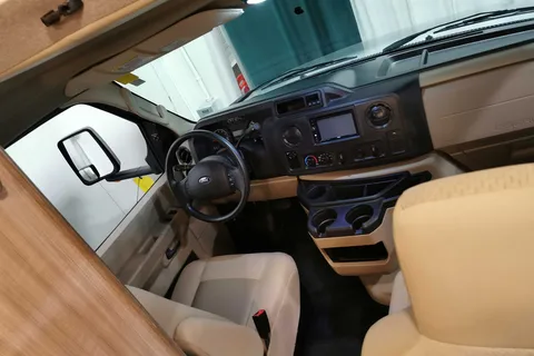 Emma's 2021 Ford 19ft motorhome