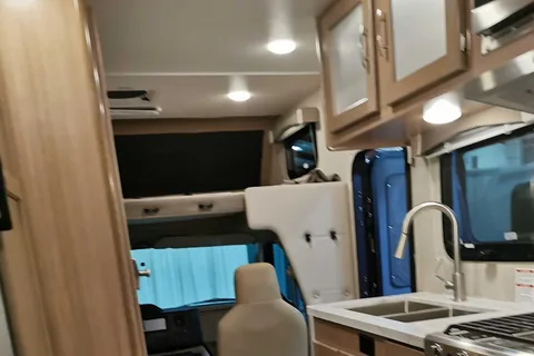 Emma's 2021 Ford 19ft motorhome