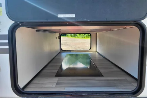 2022 cruiser rv mpg ultra lite