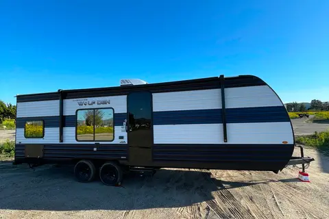 BRAND NEW 2024 29ft Light Weight Sleeps 8 Forest River Travel Trailer