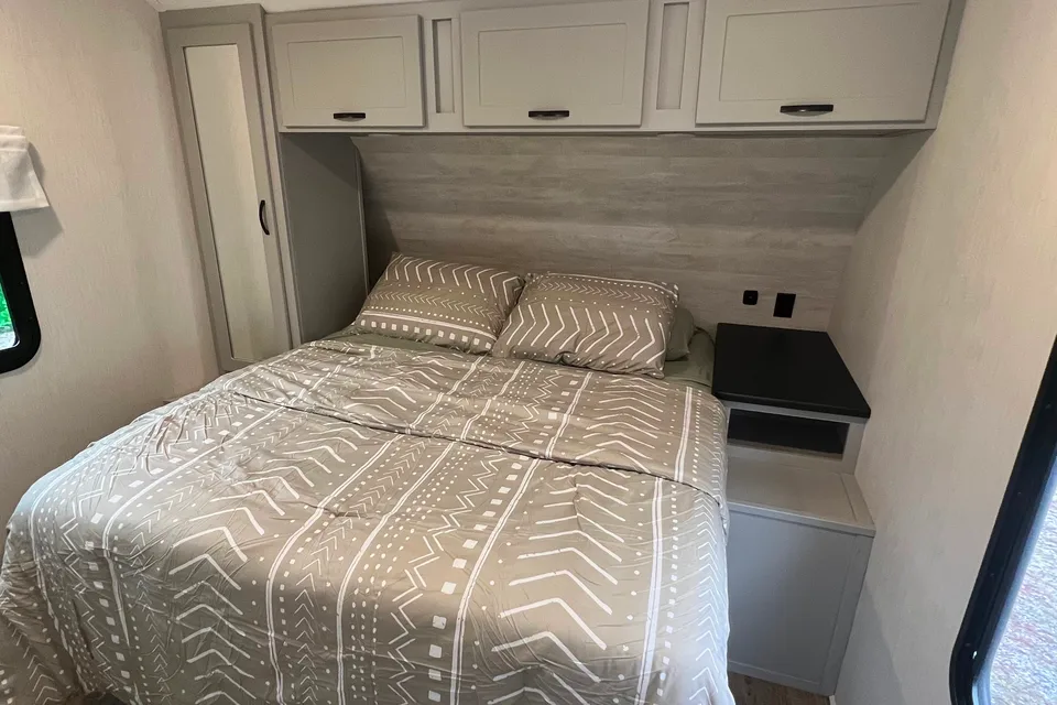 Duane's Forest River 2023 Vibe BH34 Travel Trailer