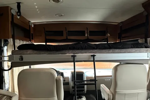 Amy's Winnebago Vista Lx Class A