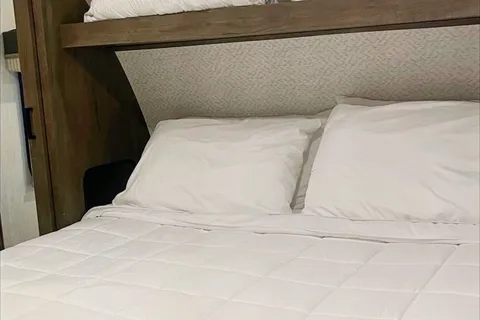 Joe And Carol's 33' Forest River Family Travel Trailer sleeps 8