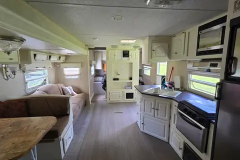 Forest River Flagstaff Classic Super Lite Travel Trailer