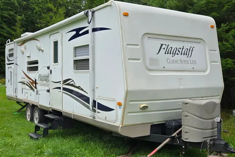 Forest River Flagstaff Classic Super Lite Travel Trailer