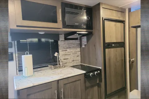 Coachmen Clipper 17BH Travel Trailer