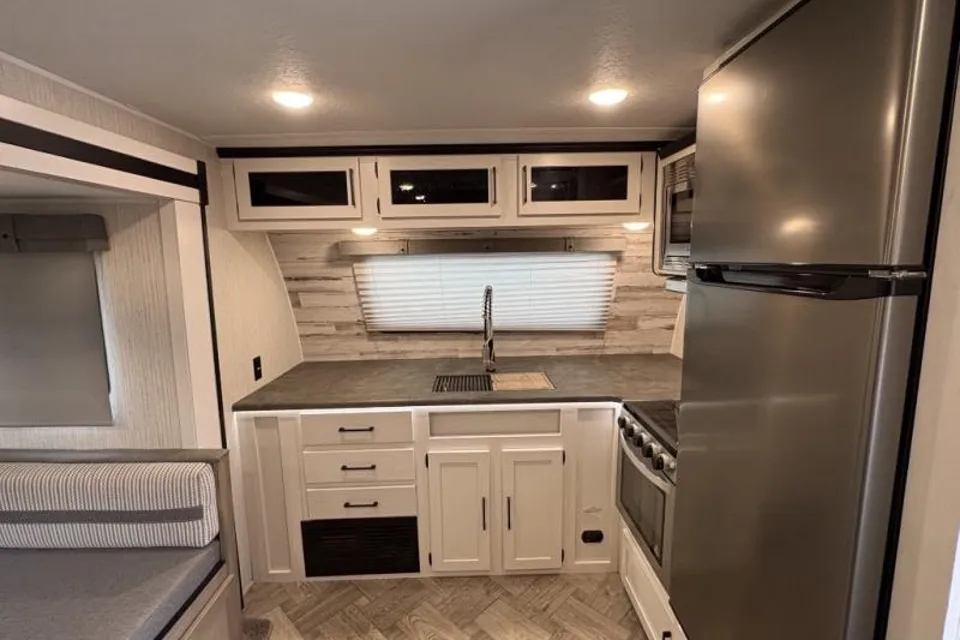 Palomino puma travel trailer