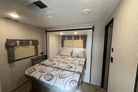Palomino puma travel trailer