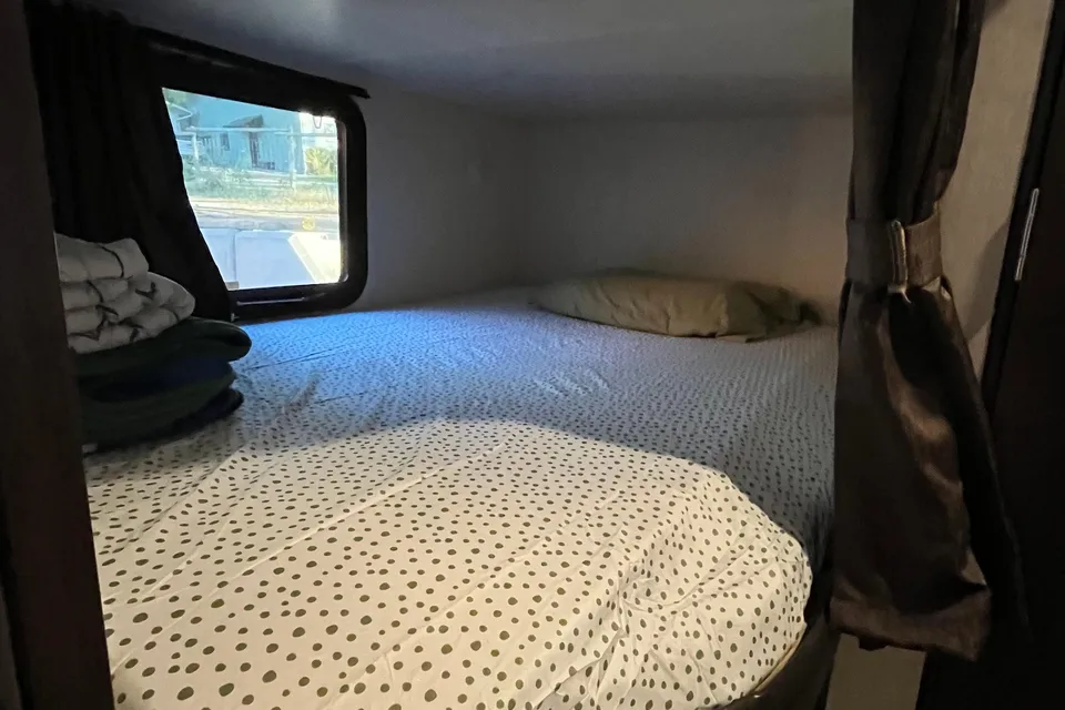 Jason's Jayco 28ft Rocky Mountain Travel Trailer