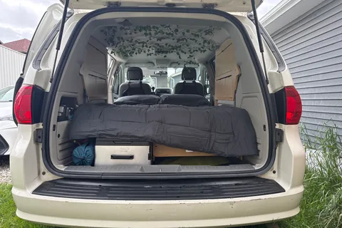 Hani’s Campervan