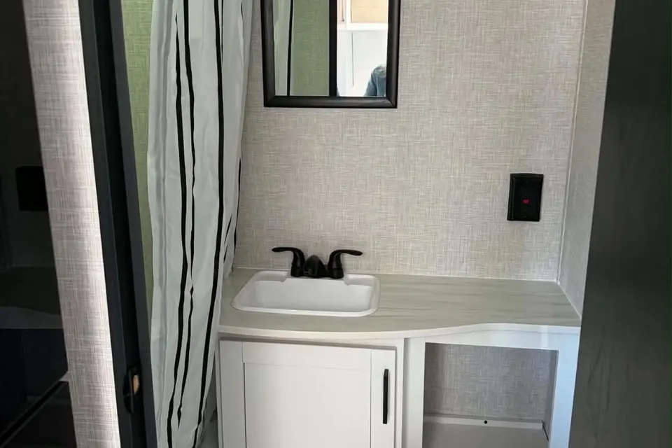 Lasha's Highland Ridge RV Open range 180HS Travel Trailer