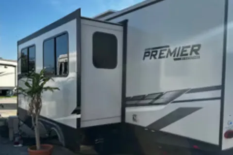 Roxanne's Keystone Premier Travel Trailer