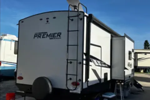 Roxanne's Keystone Premier Travel Trailer