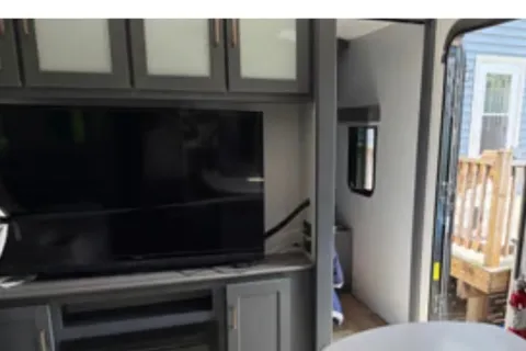 Roxanne's Keystone Premier Travel Trailer