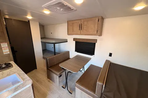 Cozy Family Bunkhouse | Perfect Road Trip Escape