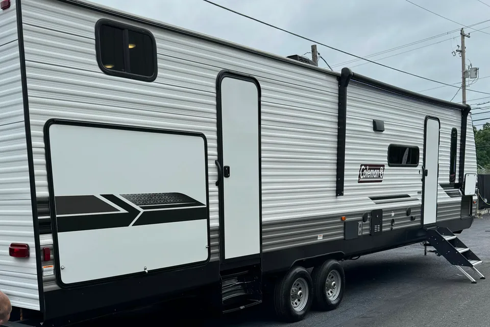 Brand New, Family Friendly Coleman Camper