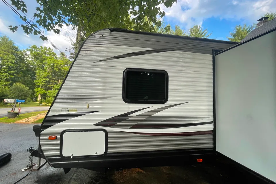 Home away from home Heartland Bh270 Travel Trailer