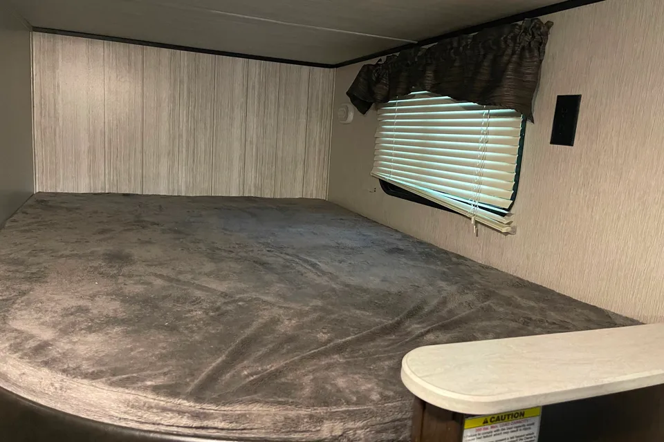 Home away from home Heartland Bh270 Travel Trailer