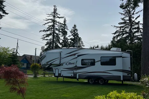 Steven's Keystone 279RKSWE Fifth Wheel