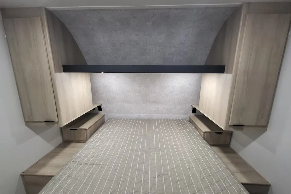 Brand New 2023 Winnebago Minnie 2801BHS - Your Ultimate Road Trip Companion!