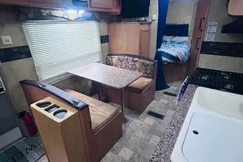 Keystone 19FLB Travel Trailer +Extras - Delivery Only